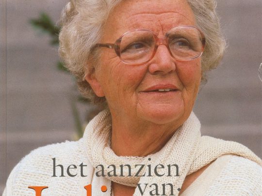 Het aanzien van Juliana 1909-2004